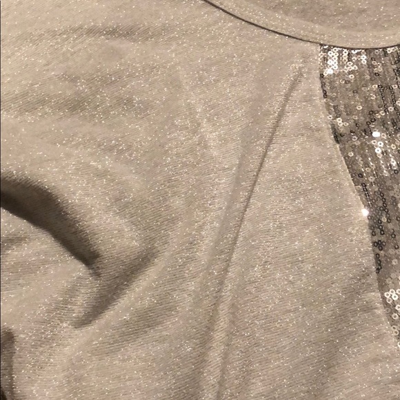 Blouse - Picture 3 of 3